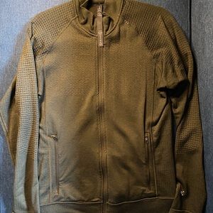 MEDIUM Engineered Warmth Jacket LULULEMON